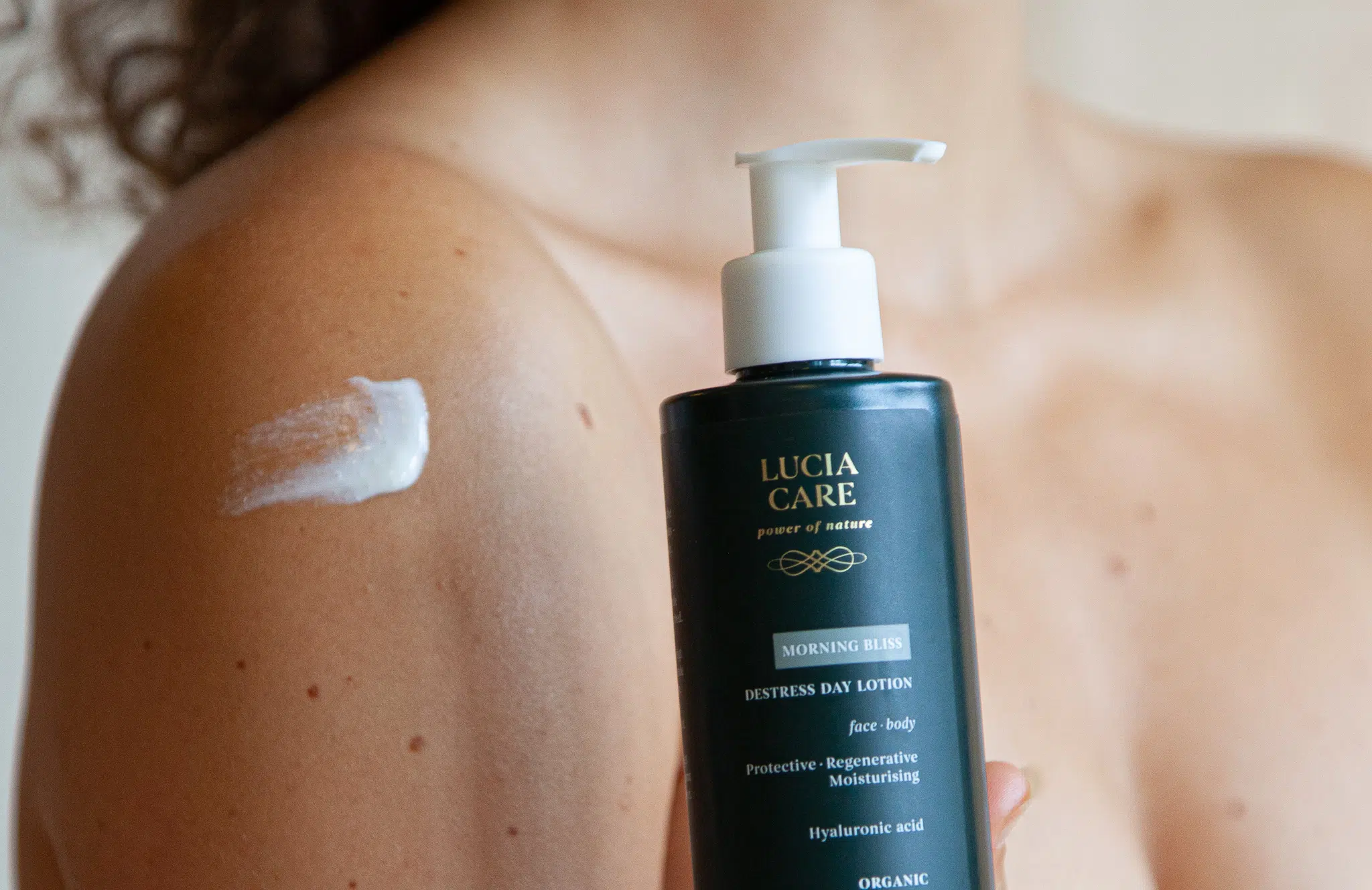美容液 FAVEUR PURE LOTION & MERITED ESSENCE Lucia Care - Lotion for face and body